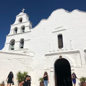 Meet your Posher, Lily